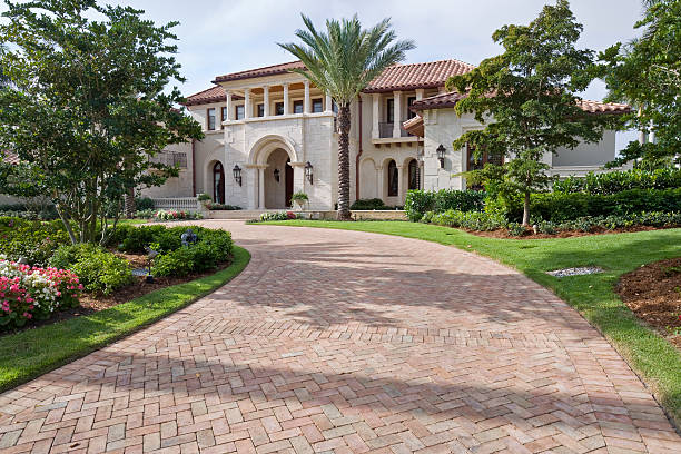 Best Driveway Pavers Near Me  in Amboy, IL
